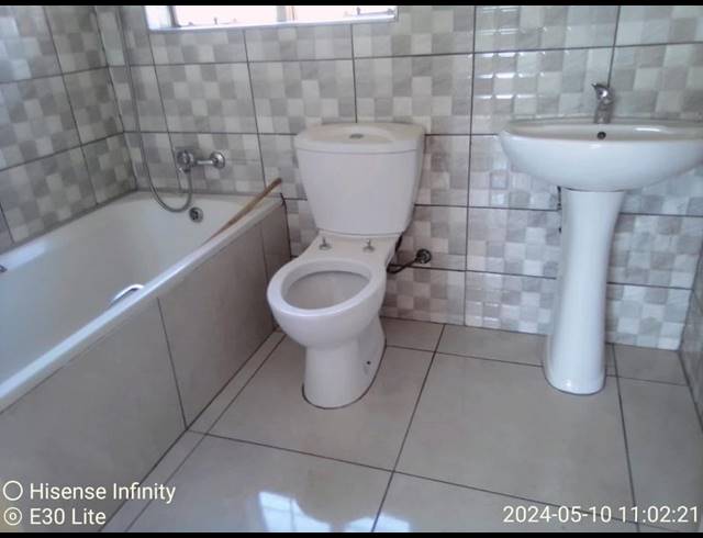 3 BEDROOM HOUSE FOR SALE IN THE ORCHARDS